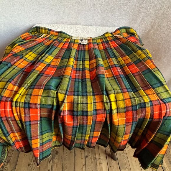 Scottish Tartan Plaid Pleated Wool Skirt - Picture 8 of 10